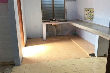 Kampung Sungai Ramal Luar