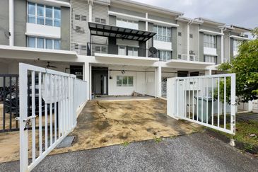 Jalan Bukit Rahman Putra