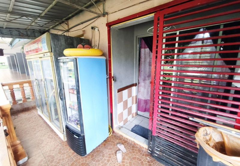 Mawar Apartment (Taman Bunga Raya)