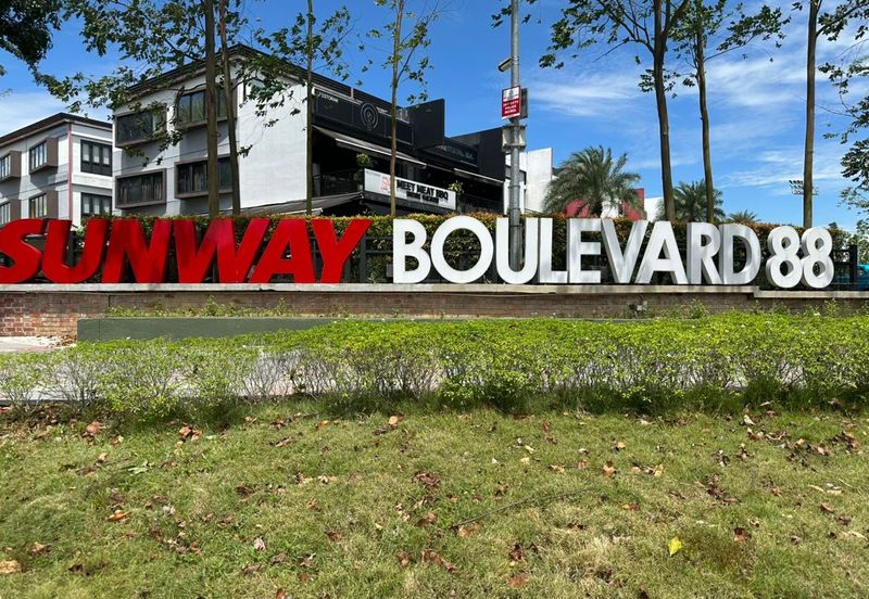 Medini Iskandar Sunway Boulavard 3 Storey Shop Corner Lot For Sale