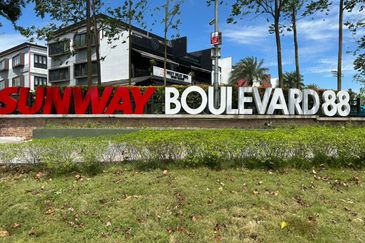 Medini Iskandar Sunway Boulavard 3 Storey Shop Corner Lot For Sale