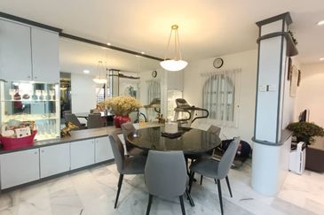 Taman Nong Chik Heights