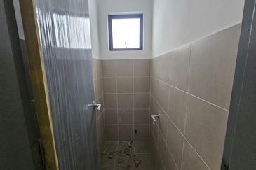 68 Avenue @ Gelang Patah