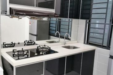 Seri Austin Luxury Apartment