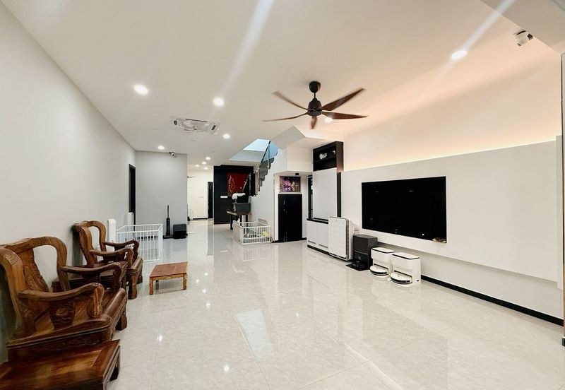 Senibong Cove Waterway Residences