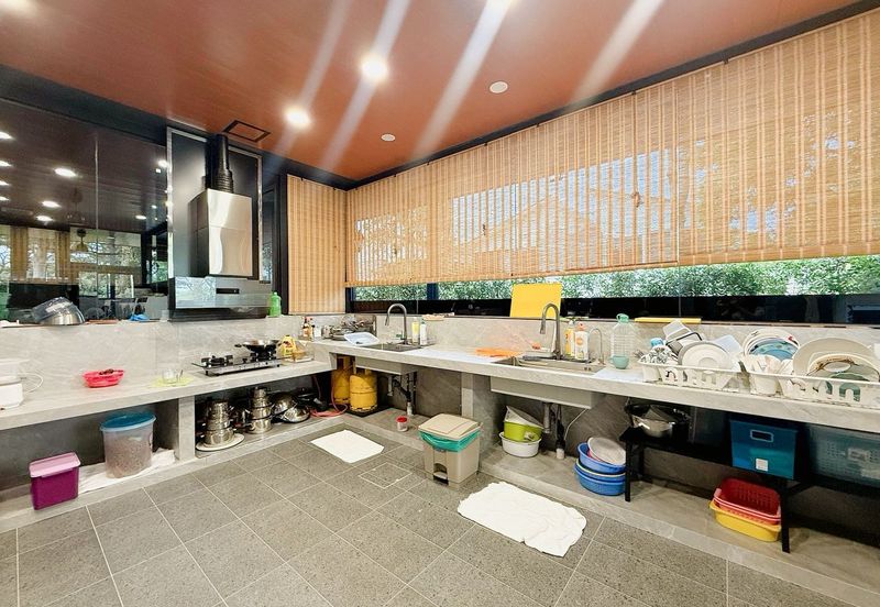 Senibong Cove Waterway Residences