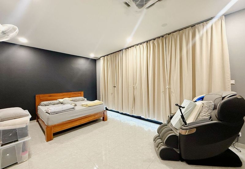 Senibong Cove Waterway Residences