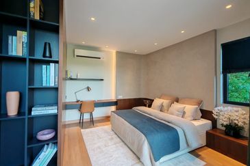 2.5 Storey Cluster House For Sale