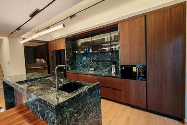 2.5 Storey Cluster House For Sale