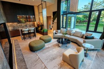 2.5 Storey Cluster House For Sale