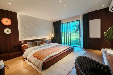 2.5 Storey Cluster House For Sale