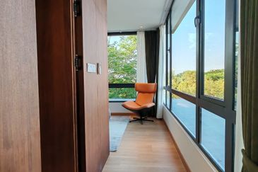 2.5 Storey Cluster House For Sale