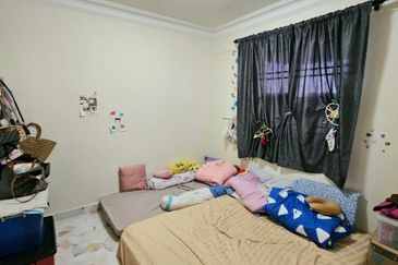 Flat Taman Ungku Tun Aminah