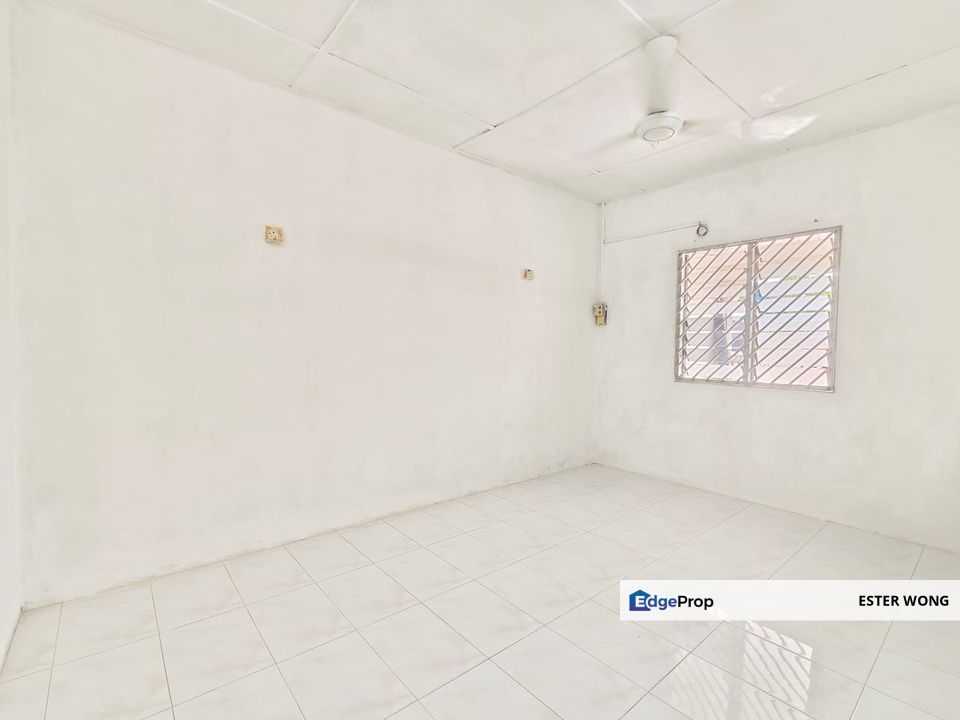 Taman Universiti - 1 Storey Low-Cost House For Sale, Johor, Skudai