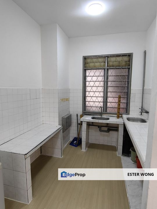 Taman Perling - Flat For Sale, Johor, Johor Bahru