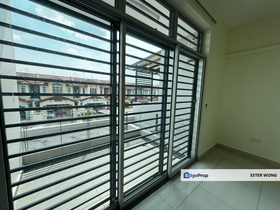 Taman Gaya - 2 Storey Cluster House For Sale, Johor, Ulu Tiram