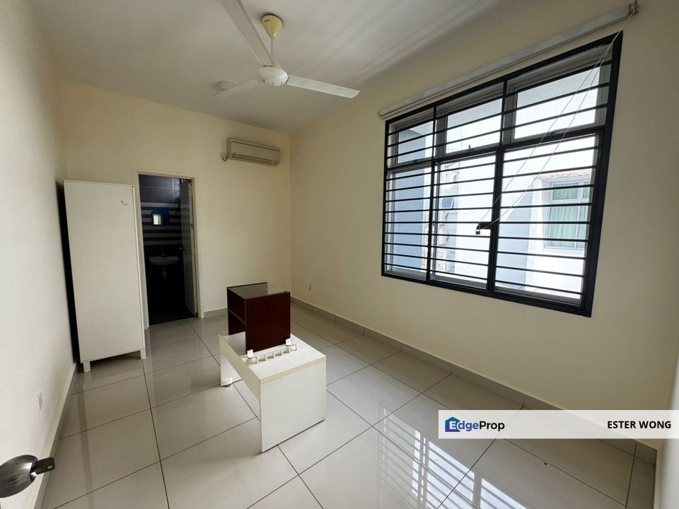 Taman Gaya - 2 Storey Cluster House For Sale, Johor, Ulu Tiram