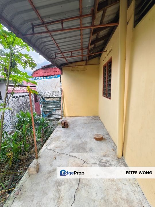 Taman Universiti - 1 Storey Low-Cost House For Sale, Johor, Skudai