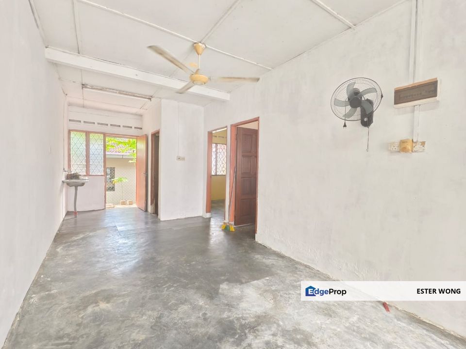Taman Universiti - 1 Storey Low-Cost House For Sale, Johor, Skudai