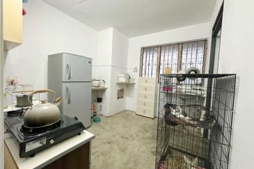 Flat Taman Ungku Tun Aminah