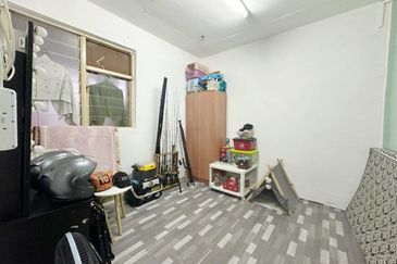 Flat Taman Ungku Tun Aminah