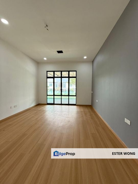 Taman Gaya - 2 Storey Semi-D House For Sale, Johor, Ulu Tiram