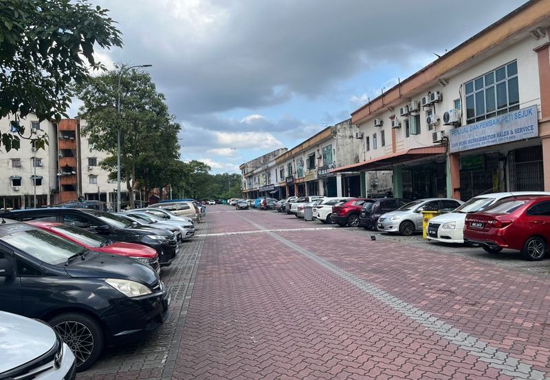 Taman Plentong Utama