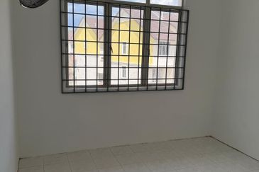 Summer Park Townhouse (Pangsapuri Alam Jaya), Bandar Baru Seri Alam