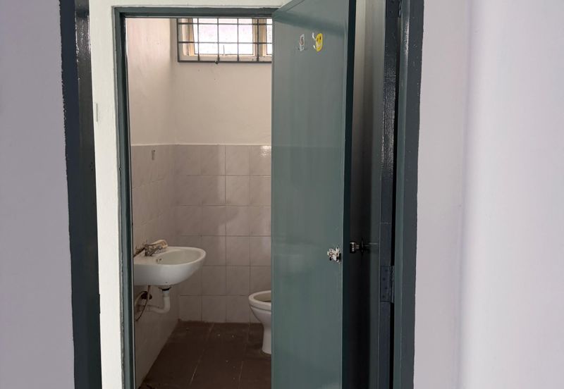 Summer Park Townhouse (Pangsapuri Alam Jaya), Bandar Baru Seri Alam