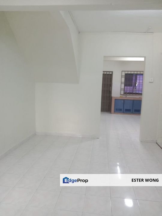 Desa Cemerlang - 2 Storey Low-Cost House For Rent, Johor, Ulu Tiram