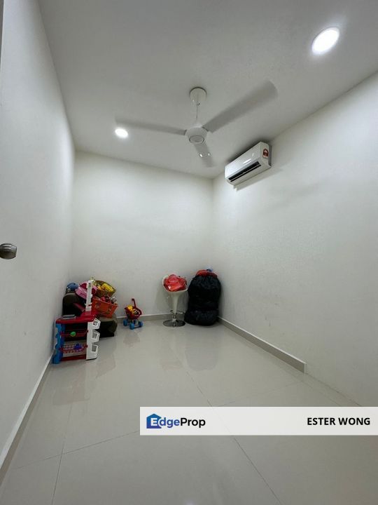 Desa Baiduri - 2 Storey Semi-D House For Sale, Johor, Kulai
