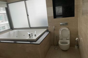 10 Mont Kiara (MK10)