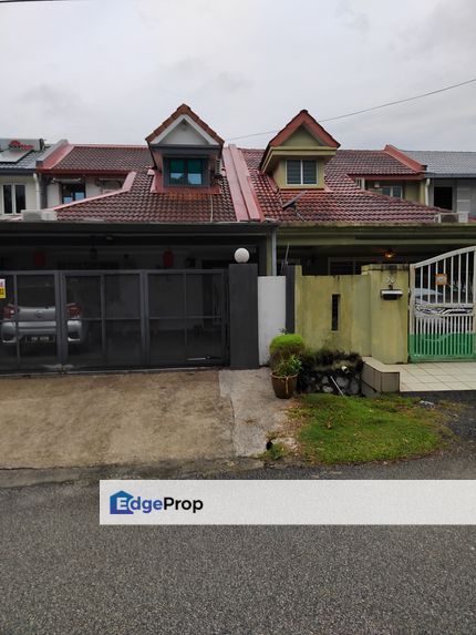 USJ3 Terrace intermediate, 1.5 storey, 24'x65' well kept , Selangor, Subang Jaya
