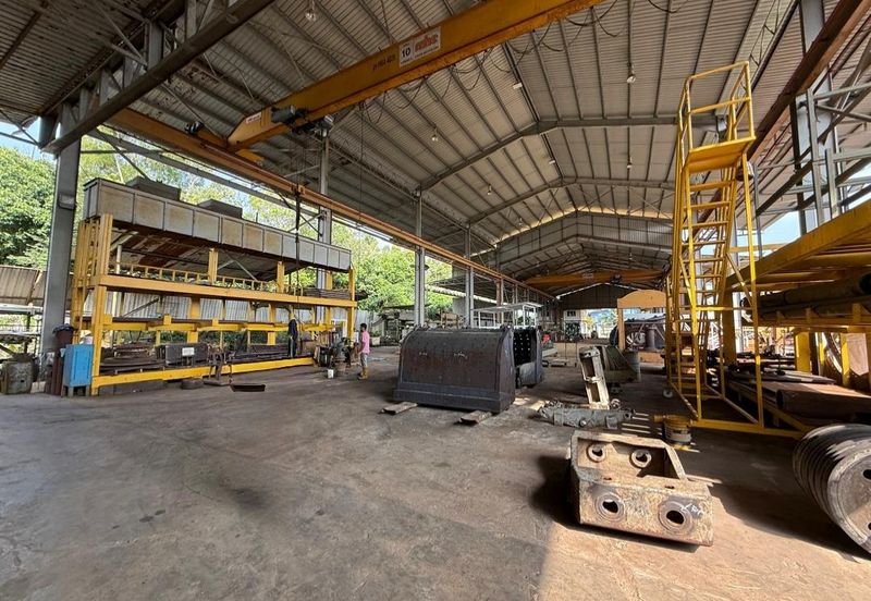 Open Shed Detached Factory with Office