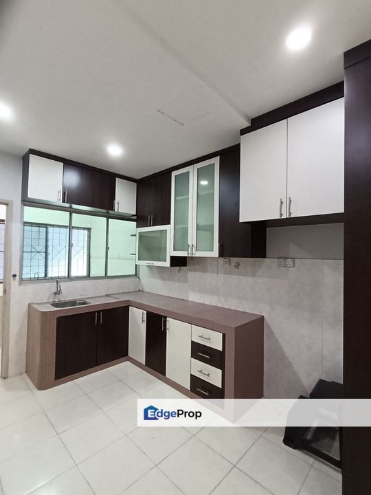 Taman Gaya 1.5 Storey Terrace House for Rent, Johor, Ulu Tiram