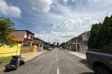 Taman Sutera Perling