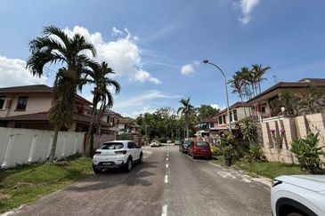 Taman Sutera Perling