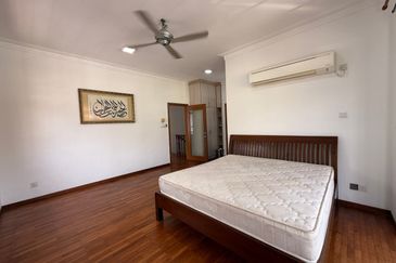 Taman Sutera Perling