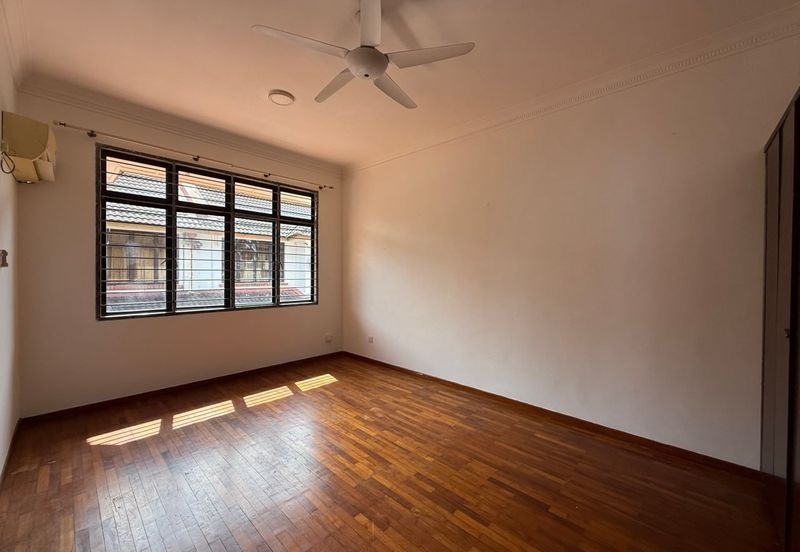 Taman Sutera Perling