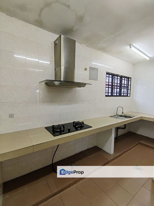 Desa Cemerlang Double Storey Corner Lot for Rent, Johor, Ulu Tiram