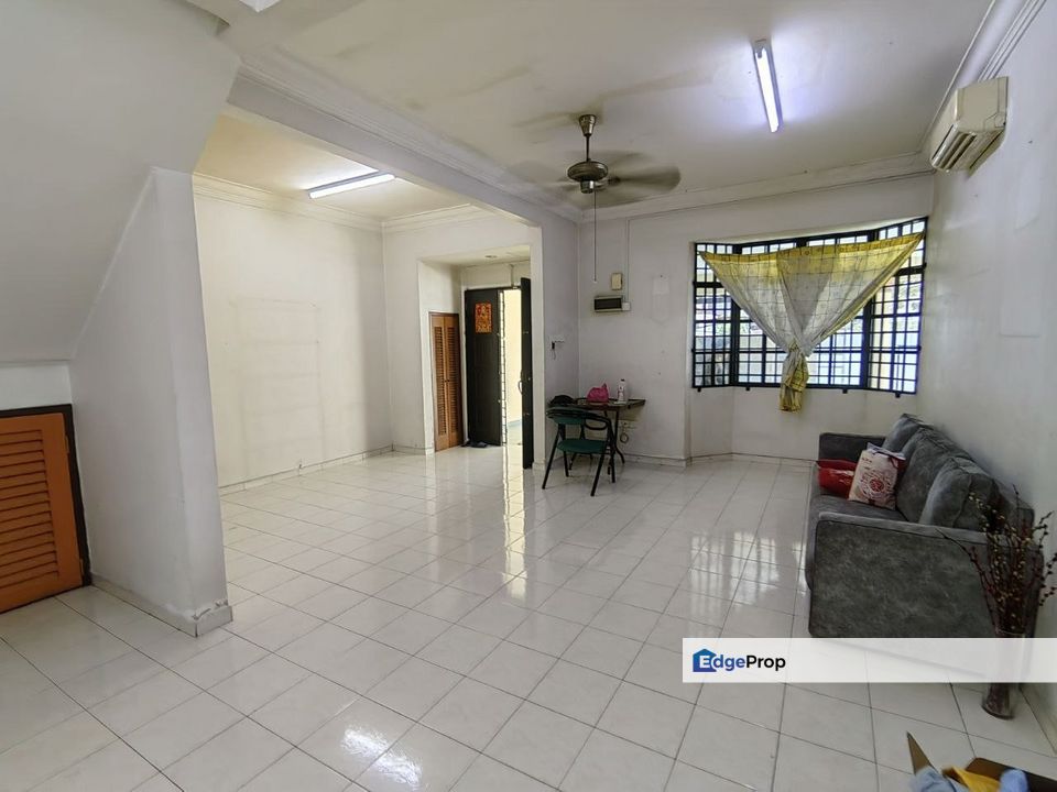 Desa Cemerlang Double Storey Corner Lot for Rent, Johor, Ulu Tiram