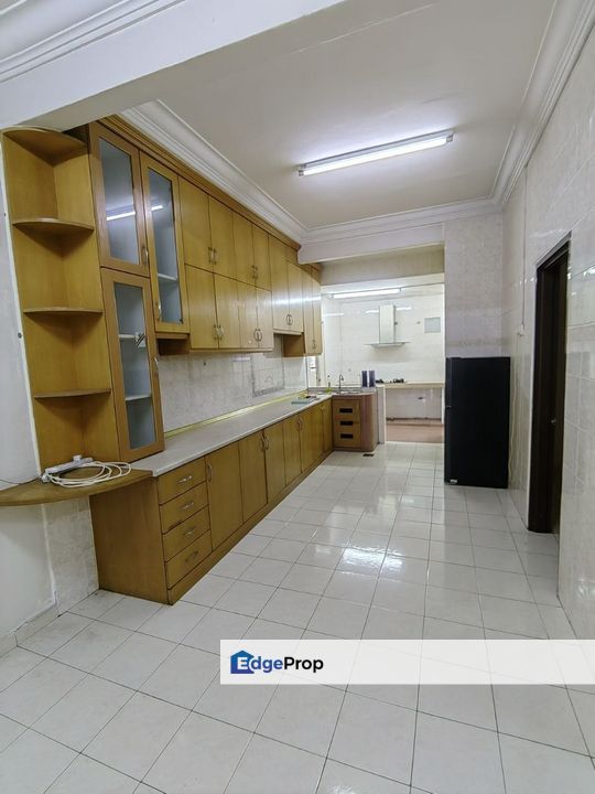 Desa Cemerlang Double Storey Corner Lot for Rent, Johor, Ulu Tiram