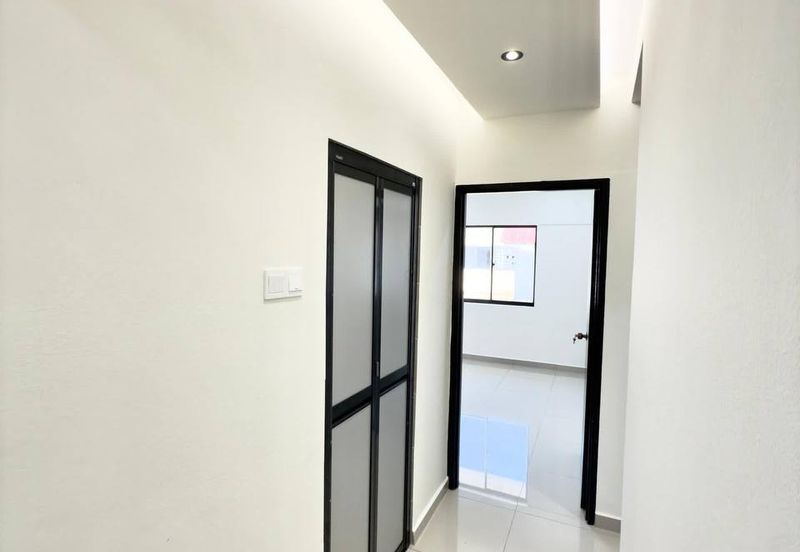 Flat Taman Plentong Utama