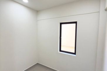 Flat Taman Plentong Utama