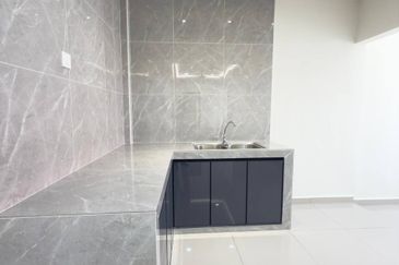 Flat Taman Plentong Utama