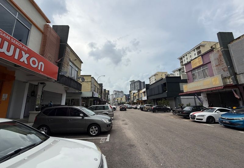 Taman Larkin Perdana