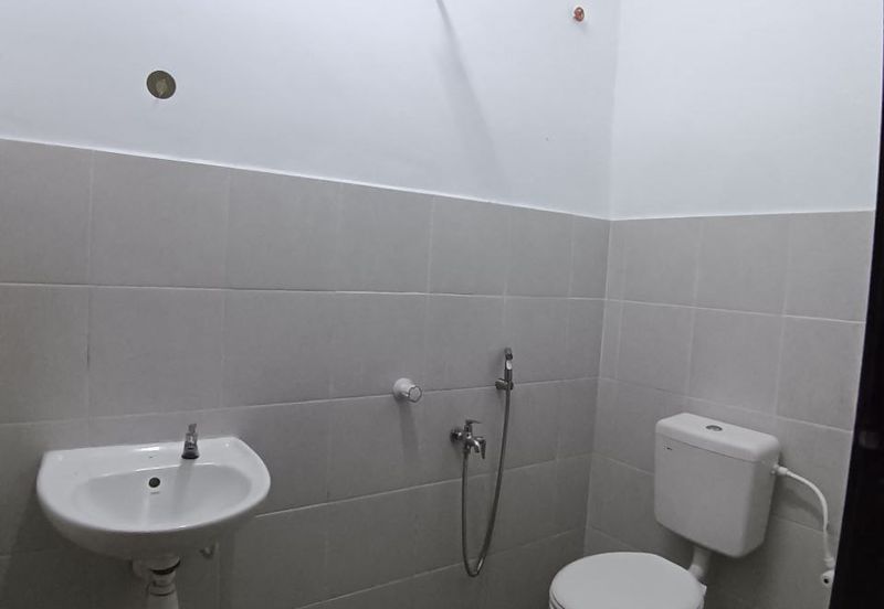 Taman Kota Jaya Big Size Shop lot for Rent