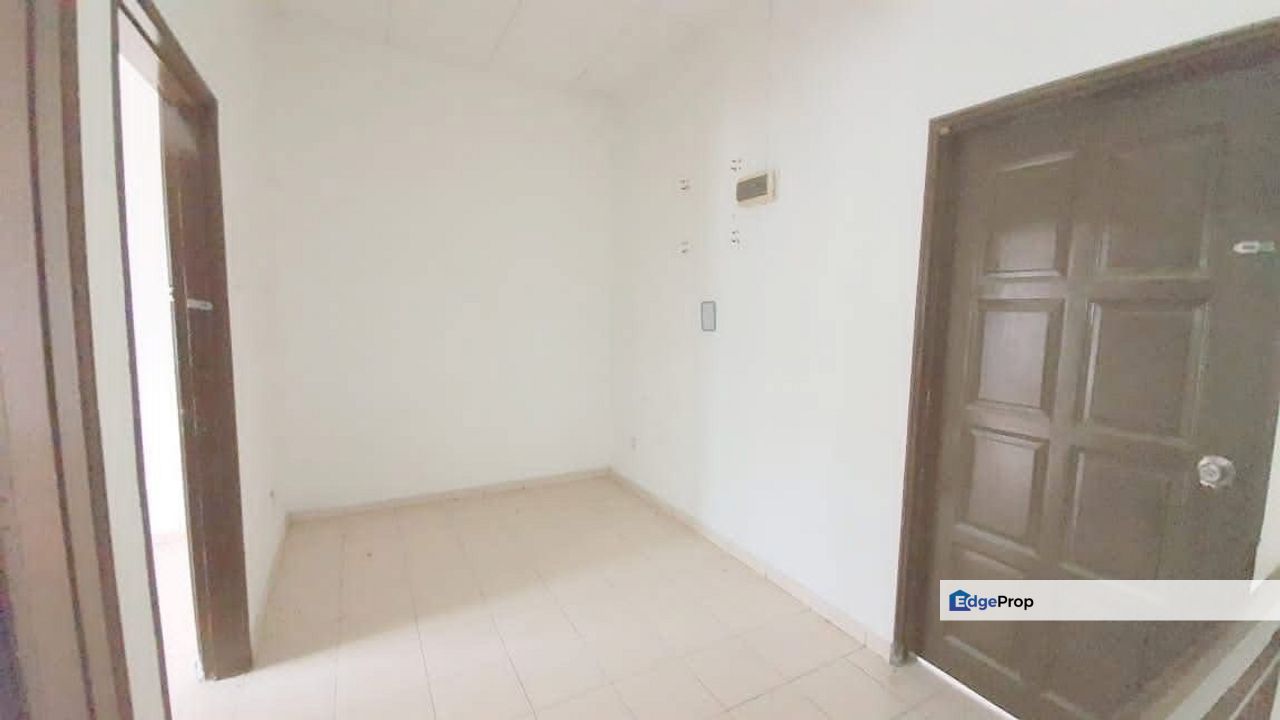 Puteri Wangsa Jalan Jenawi Double Storey Terrace for Sale, Johor, Ulu Tiram