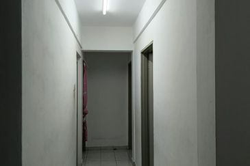 Sri Bayu Apartment