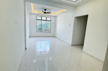Ria 2 Apartment, Taman Megah Ria